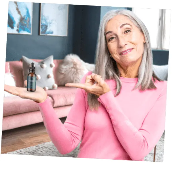 Shannon Edwards using Illuderma serum